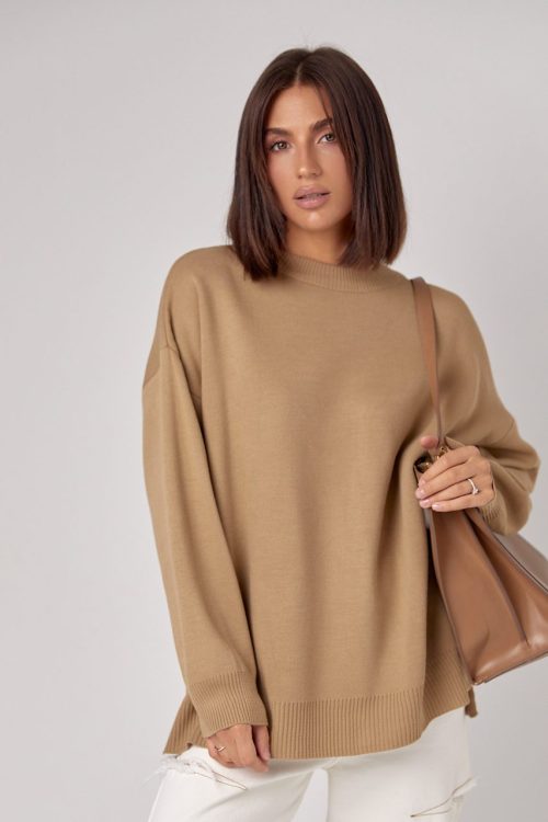 Жіночий джемпер оверсайз з подовженою спинкою