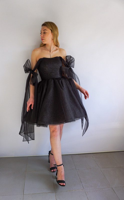 Міні сукня з чорного глітеру - Зображення 4