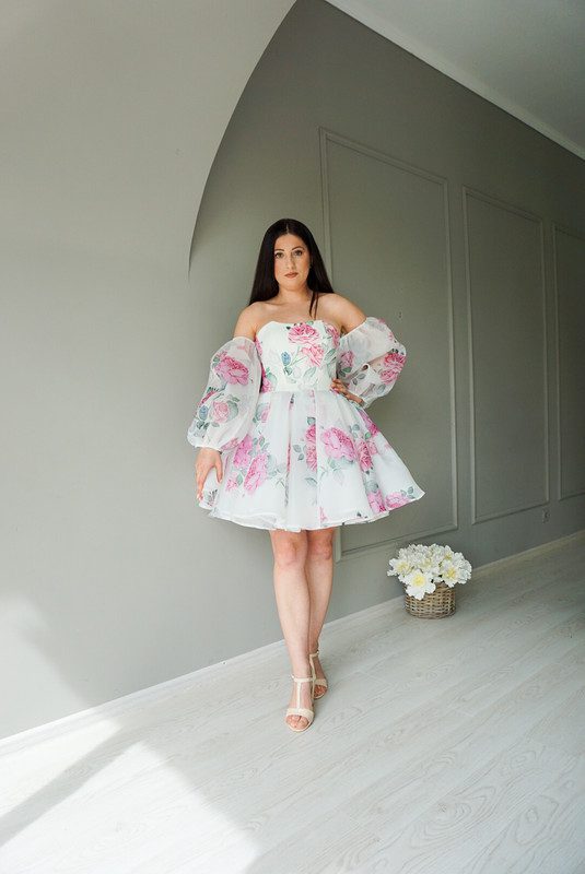 Міні сукня з квіткової органзи