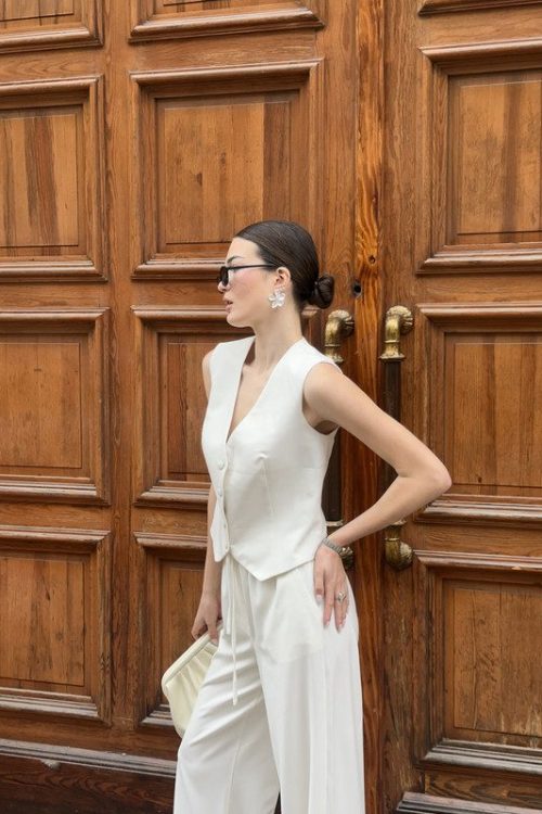 Костюм: жилетка та палаццо на шнурівці