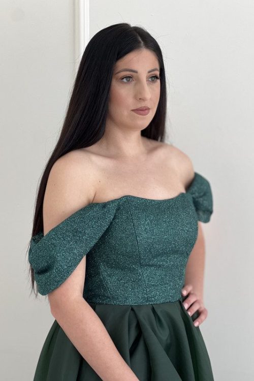 Смарагдова сукня з органзи