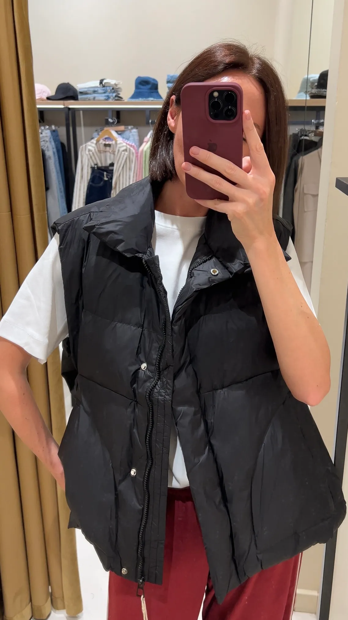 Пуховий жилет oversize чорний