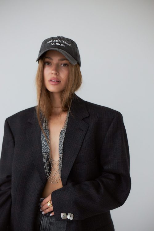 Джинсова сіра кепка not addicted to likes