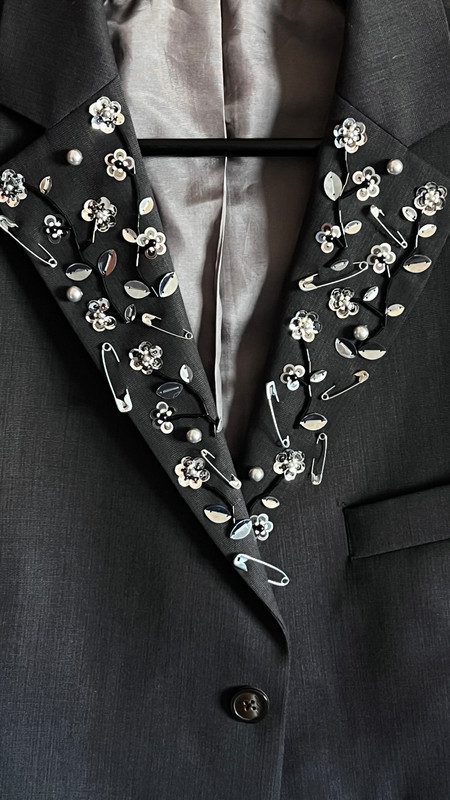 Укорочений сірий піджак з металіком - Зображення 2