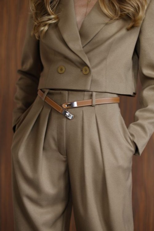 Брюки зі складками