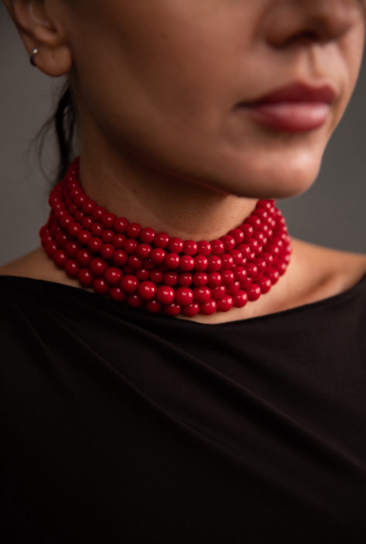 Шестирядний чокер з червоного кристалічного високоякісного скла