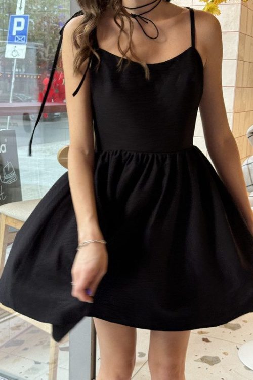 Сукня на завʼязки