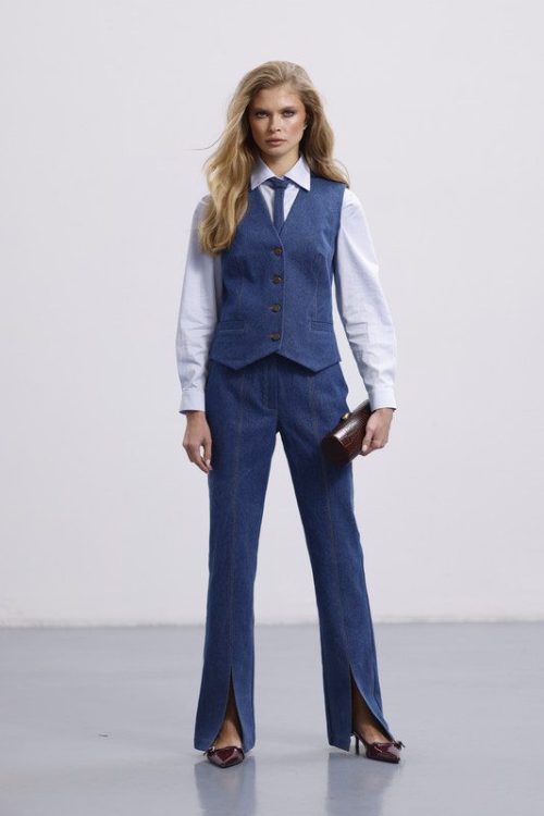 Джинси з розрізом