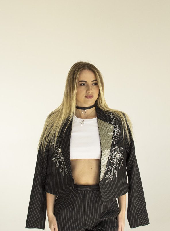 Брючний костюм у смужку - Зображення 7