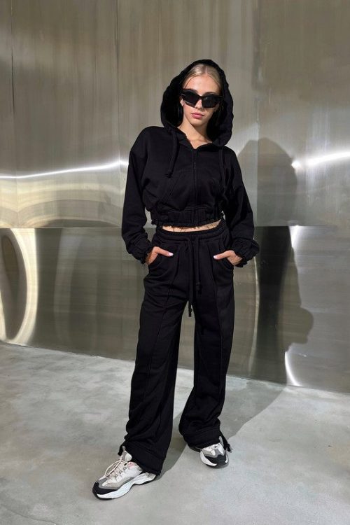 костюм чорний