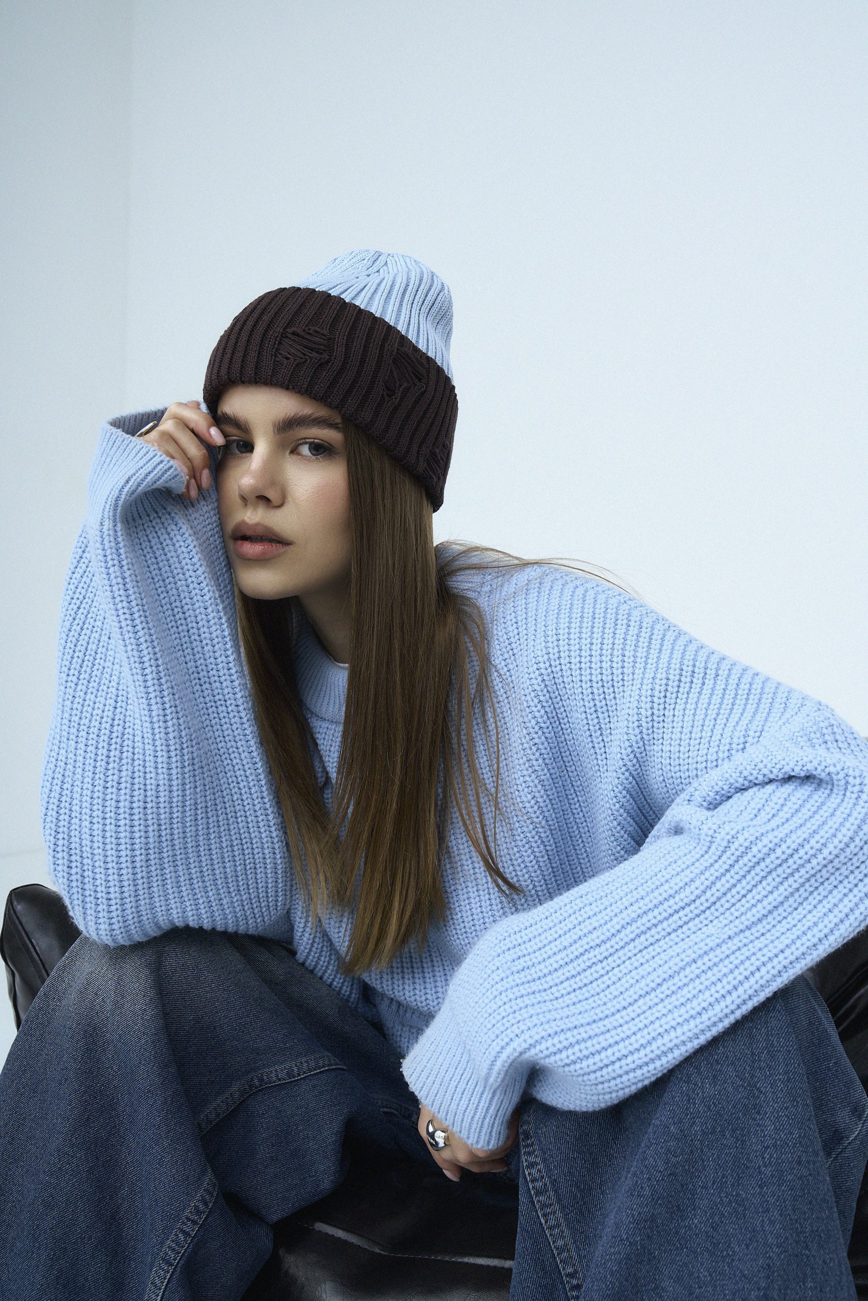 Шапка блакитно-коричнева - Зображення 3