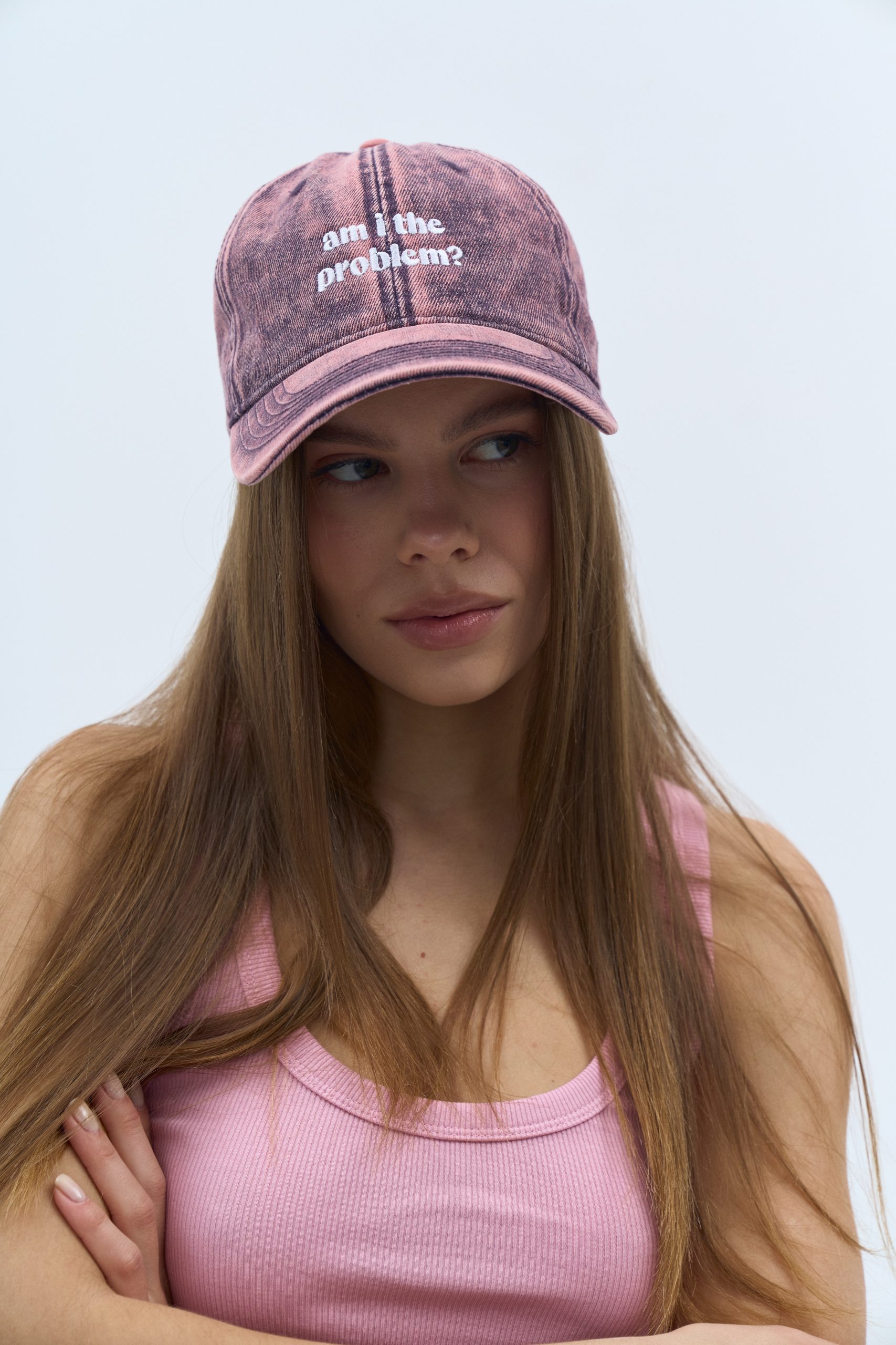 Рожева джинсова кепка am i the problem?