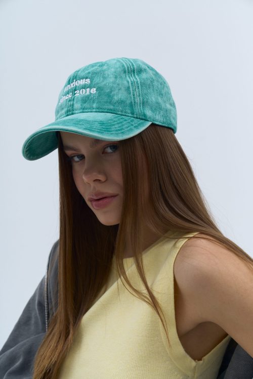 Зелена джинсова кепка anxious since 2016