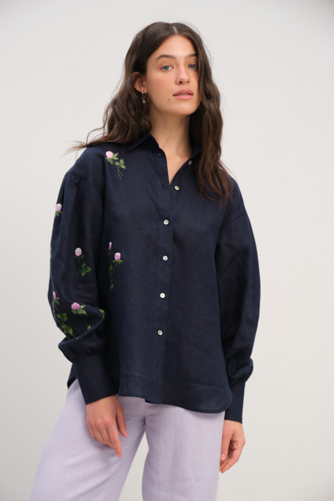 Сорочка з ручною вишивкою конюшини - Зображення 7