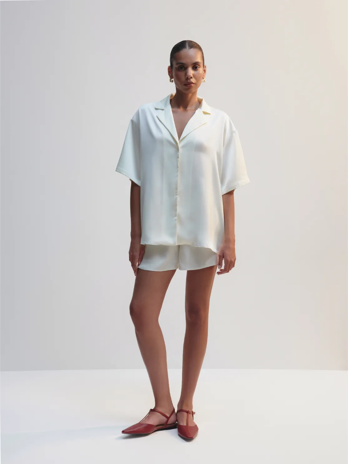 Pearl short-sleeved shirt